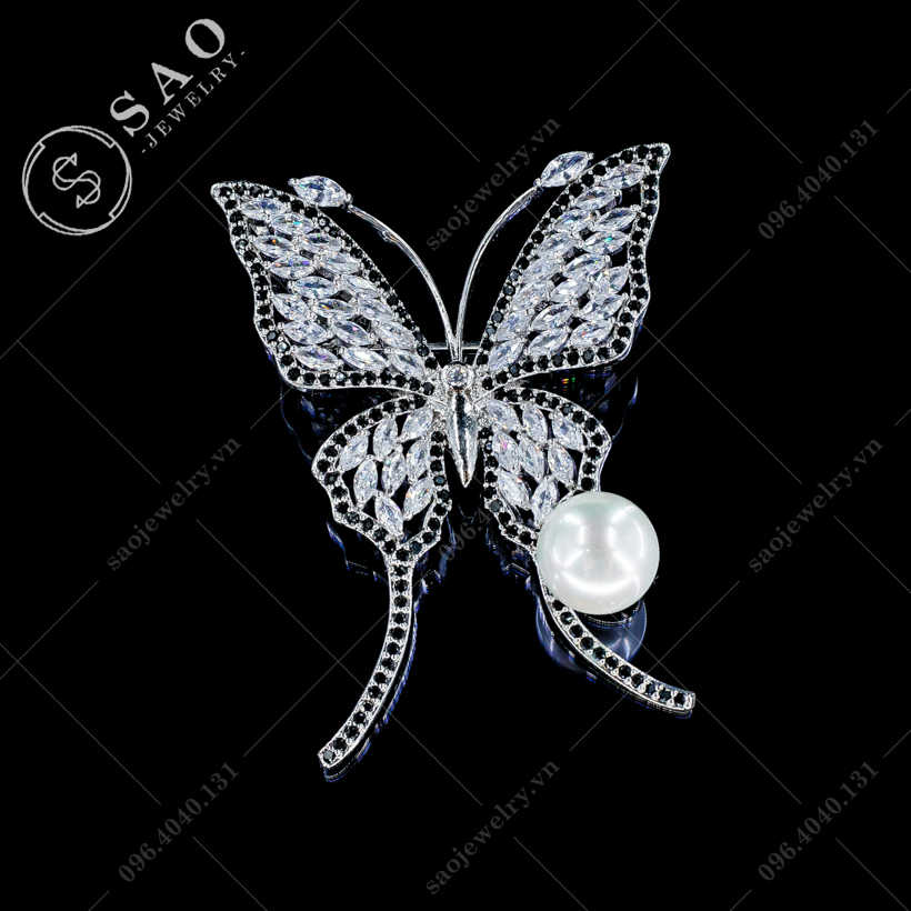 Cài áo nữ bướm đính ngọc trai cao cấp SAO - C328