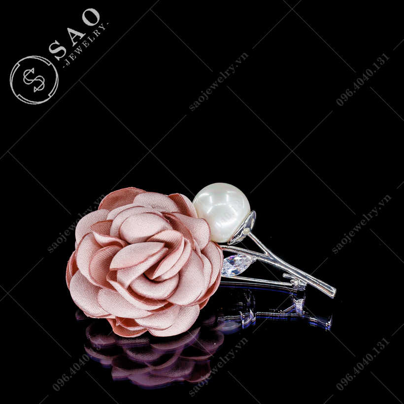 Hoa cài áo hồng sang trọng SAO - C62